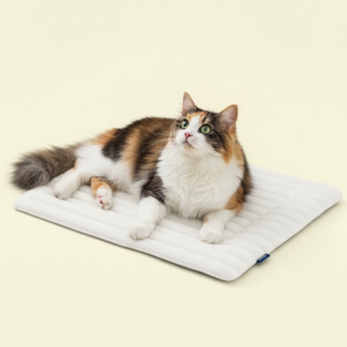 Petlumin™ Self Warming Pet Bed
